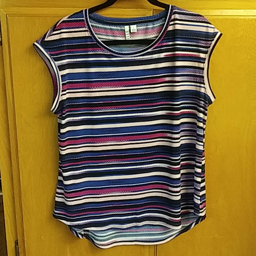 NWOT, Elle striped, short sleeve blouse, Sz. L